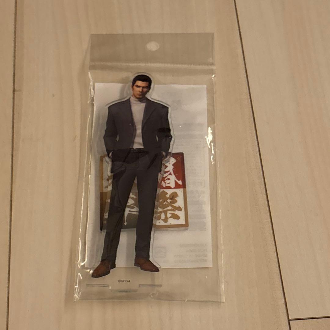 龍が如く 冠婚葬祭展 アクリルスタンド 冠 桐生一馬 - メルカリ