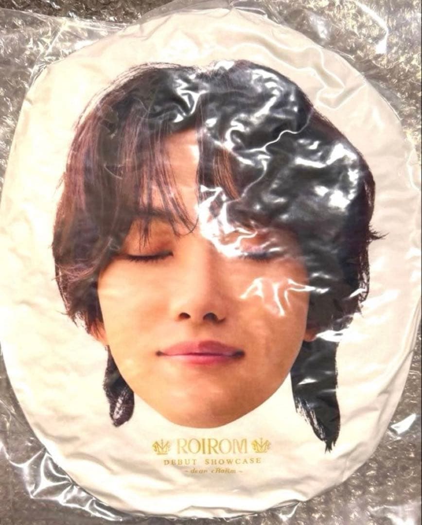 ROIROM DEBUT SHOWCASE フェイスクッション 本多大夢 - メルカリ