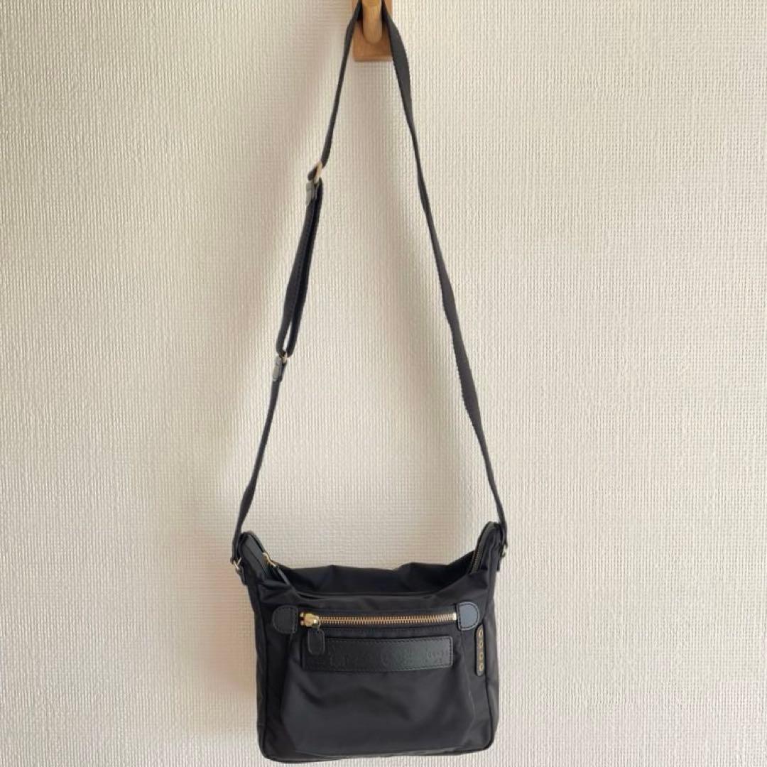 Felisi フェリージ　ショルダーバッグ 04/35/5/DS ブラック