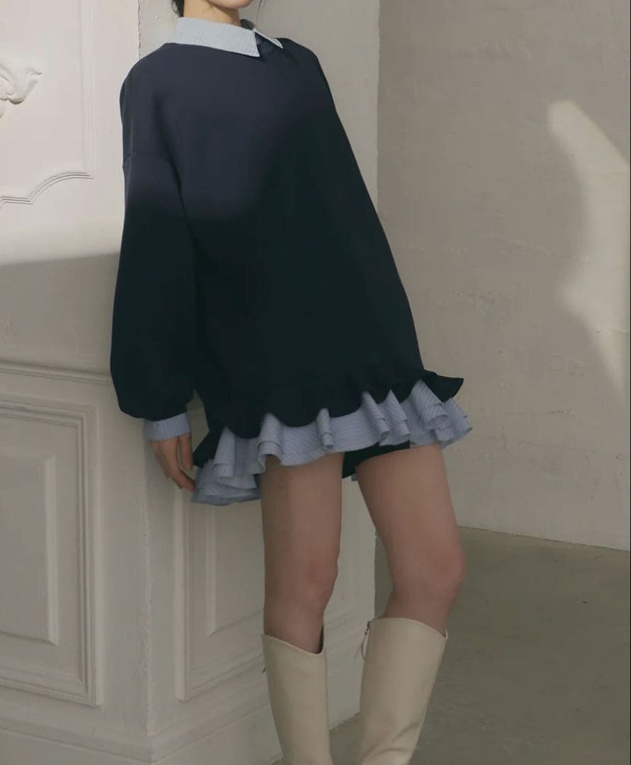 Olu. フリルレイヤードダンボールスウェット ネイビー 新品未使用 フリルレイヤードダンボールスウェット