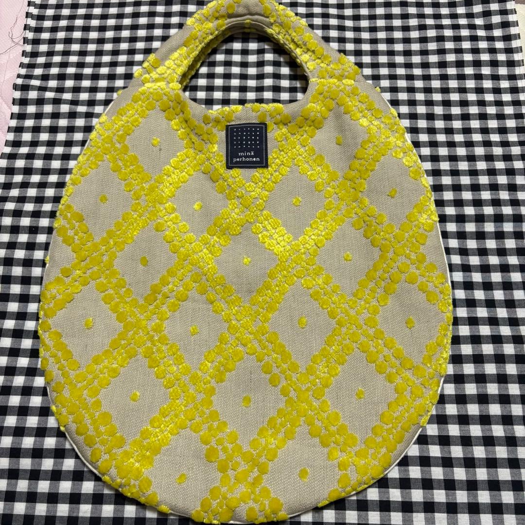 ミナペルホネン　エッグバッグ　tahti candy flower エッグバッグ - minä perhonen
