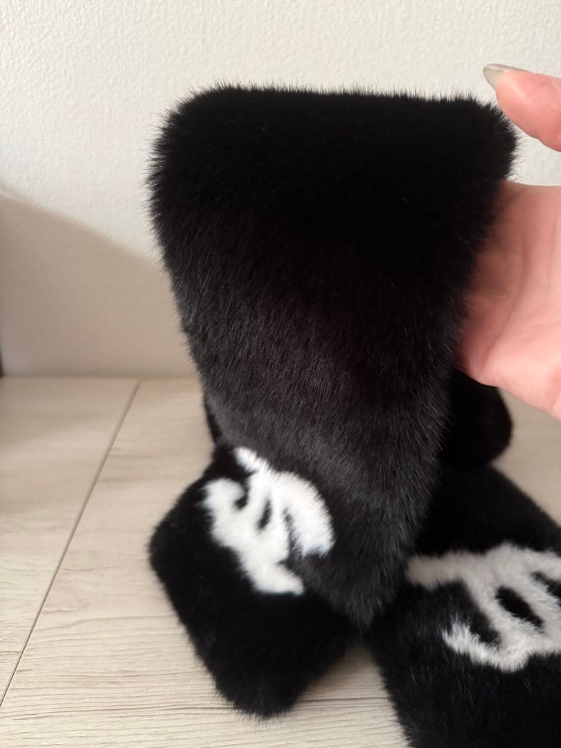 CHANELノベルティ マフラー ファー もこもこ ロング - メルカリ