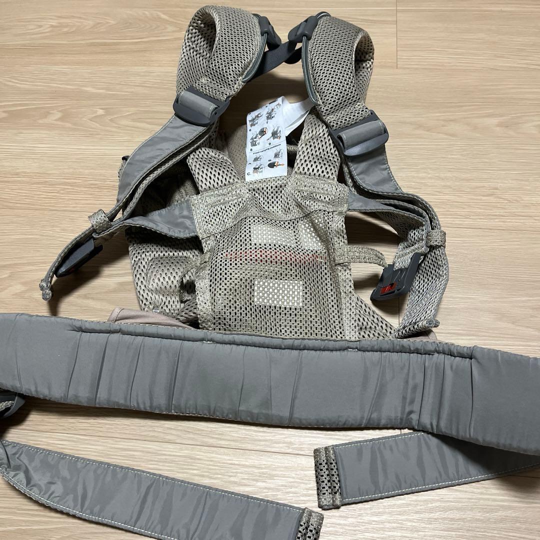 BabyBjörn メッシュ 抱っこ紐 ベージュ - メルカリ