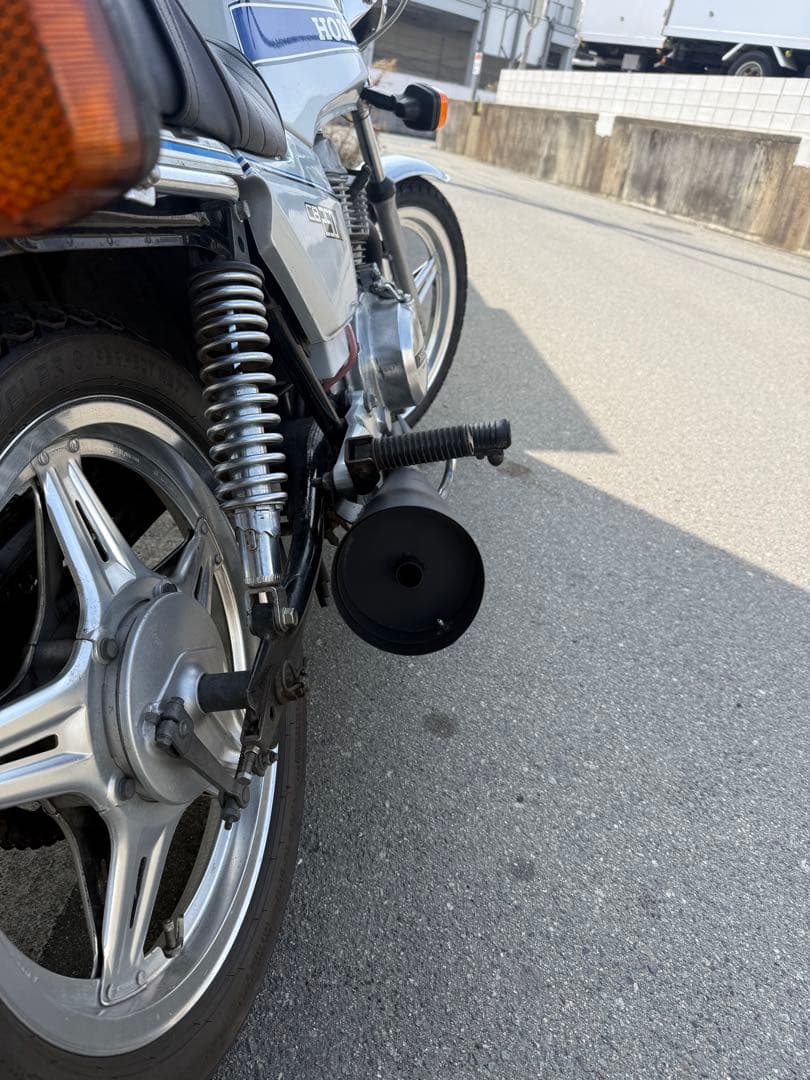 小鉄管/cb250n/400n/バブ/メガホンマフラー120φ/新品未使用品/ - メルカリ