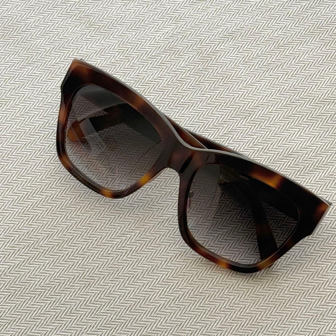 ほぼ未使用☆CELINE☆ブラウンサングラス ケース付き