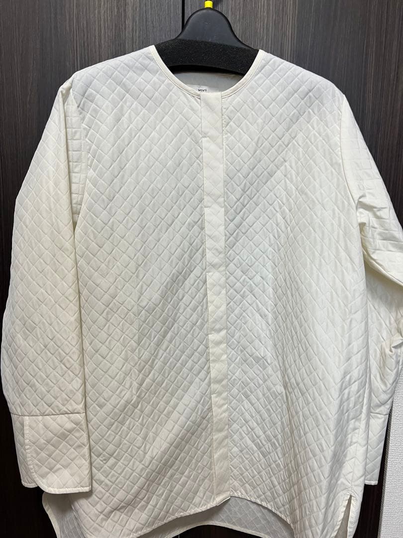 時間限定SALE美品⭐︎yoriヨリ2wayキルト柄ジャガードブラウス