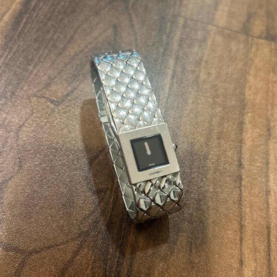 CHANEL シルバー クォーツ時計　マトラッセ CHANEL（シャネル） マトラッセ コンビ 腕時計 時計 ステンレス