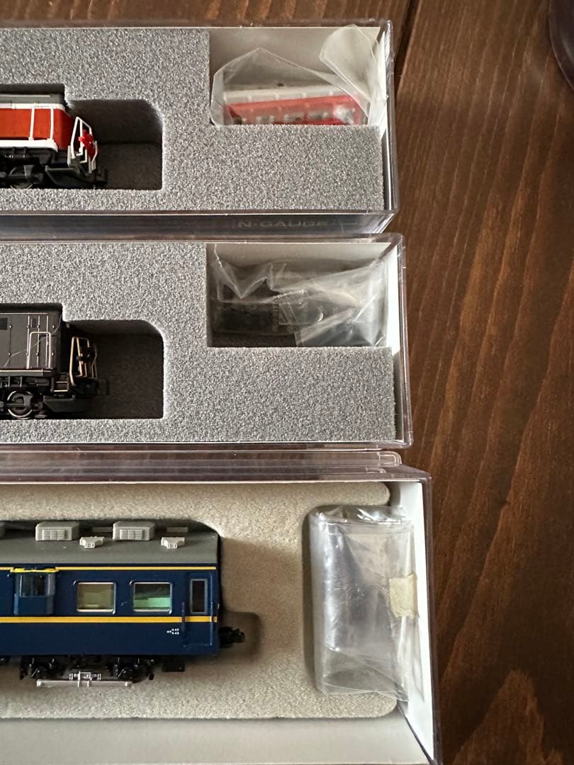 KATO DE10 MICROマヤ34-2004 - メルカリ