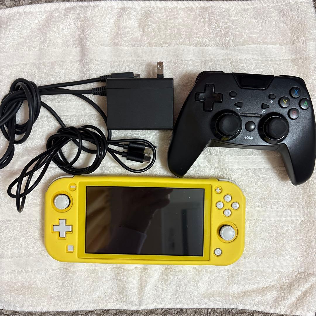 Nintendo Switch Lite イエロー本体&コントローラー Nintendo Switch Lite - Yellow - REFURBISHED - Hardware - Nintendo