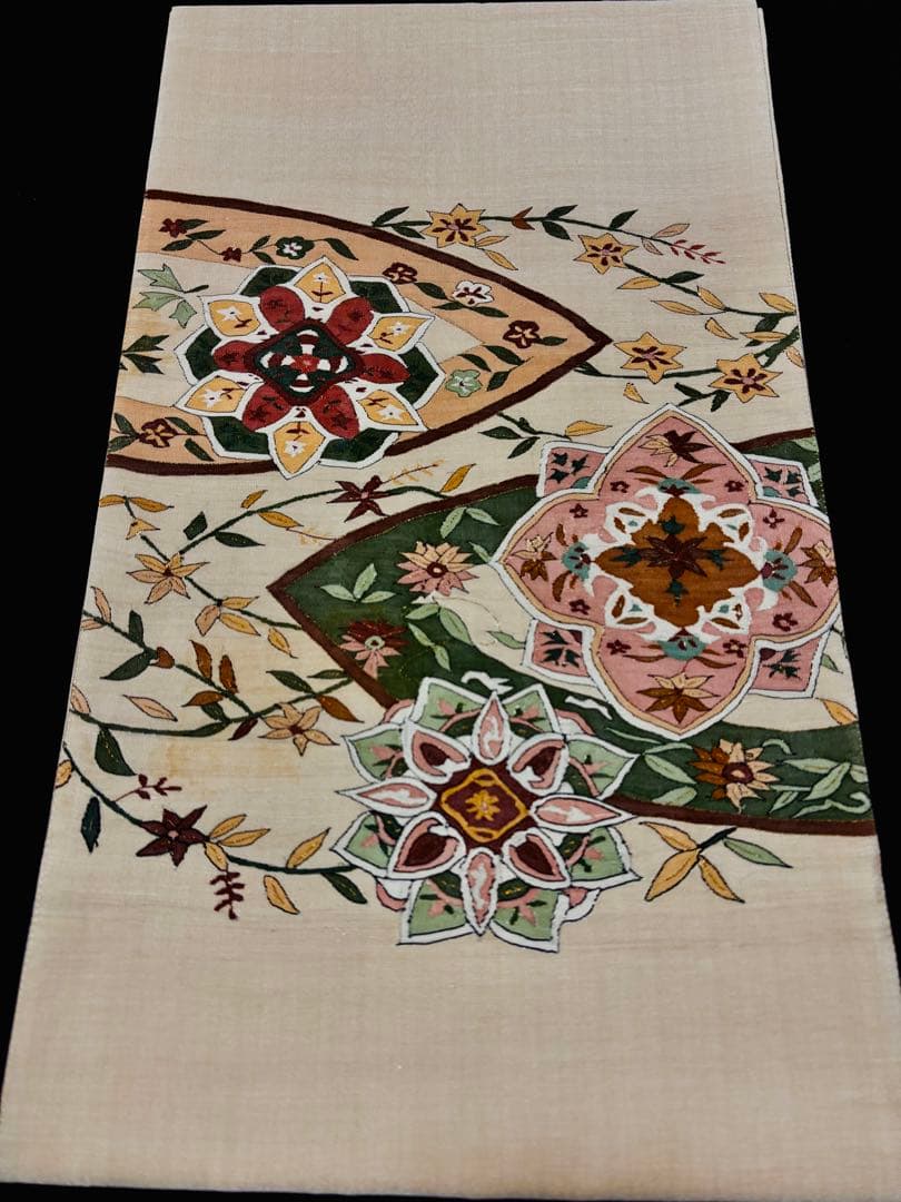 未使用品】袋帯 明綴れ 宝相華 ベージュ お太鼓柄 黄ばみあり！ - メルカリ