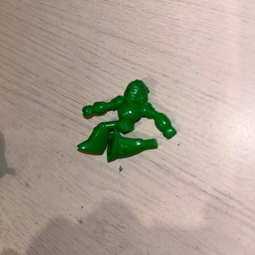 565)ロックマンファクトリー ボルトクラゲール ラッシュ 消しゴム 等