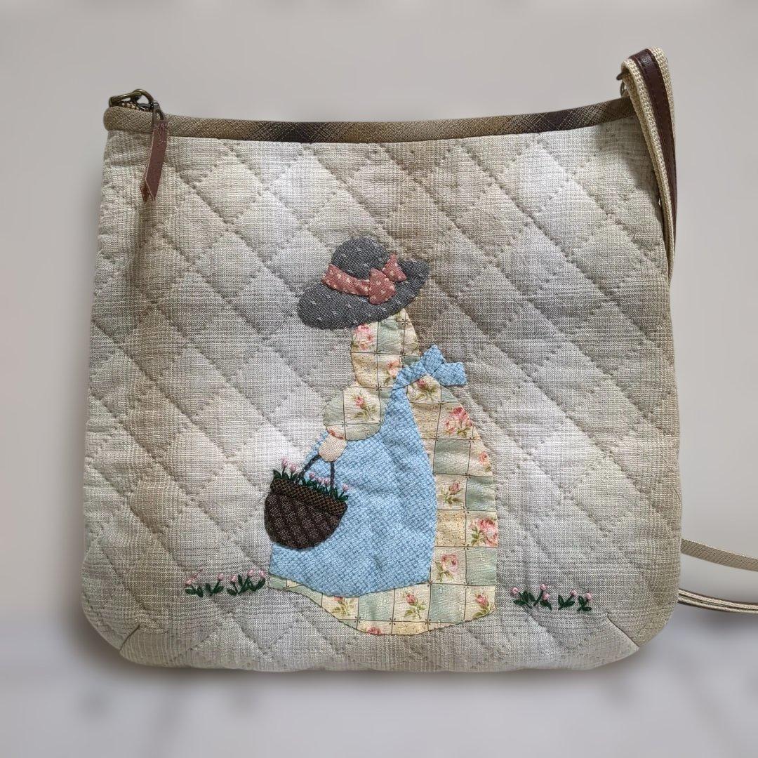 パッチワーク 大人スーちゃんショルダーバッグ - メルカリ