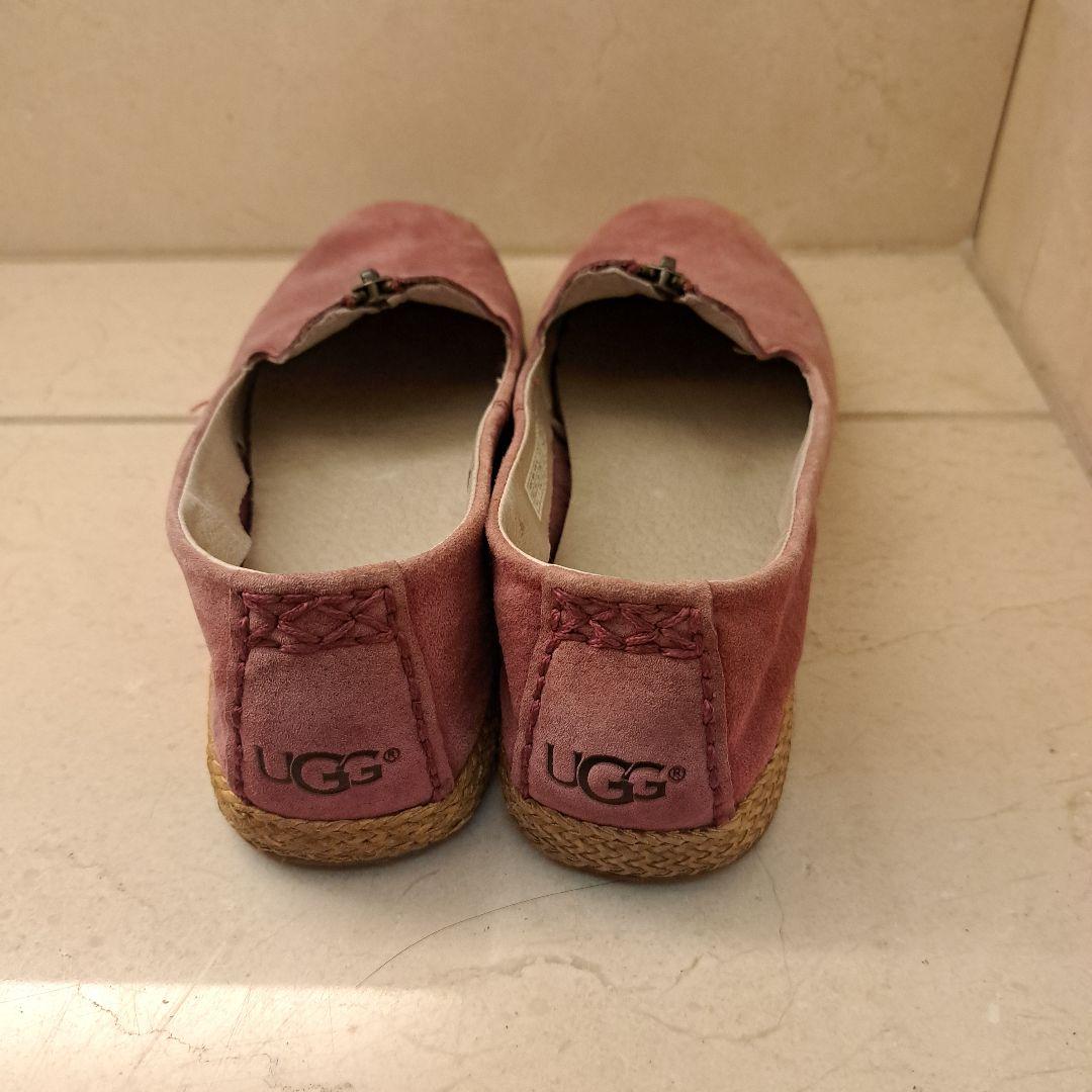 UGG アグ スリッポン ジッパー モカシン 22.5 - メルカリ