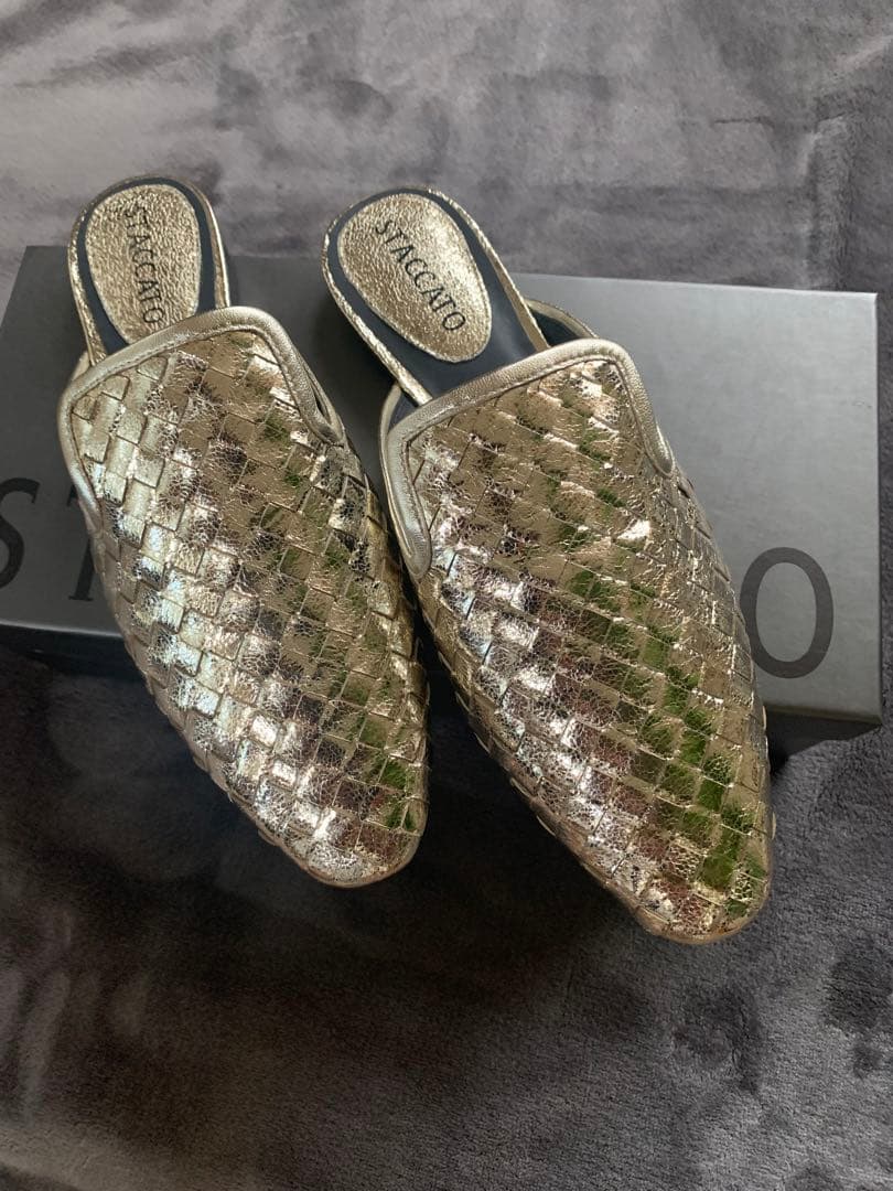 新品staccatoメタリック編み込みミュール 新品staccatoメタリック編み込みミュール