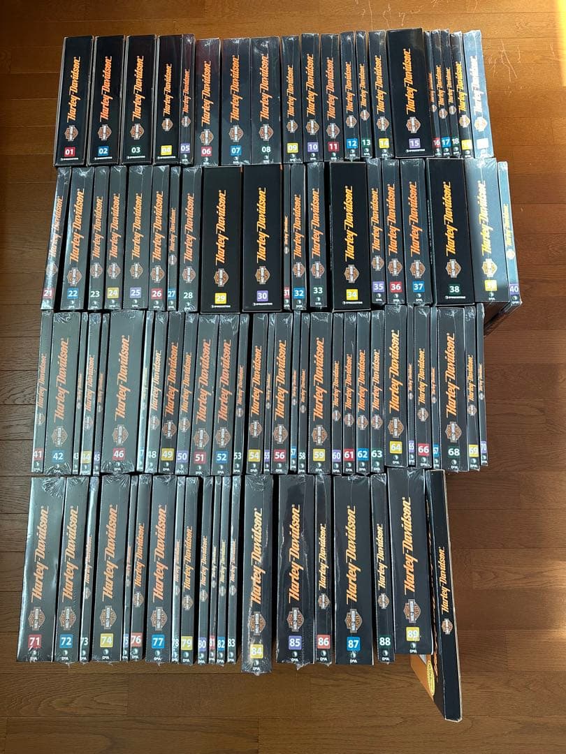 デアゴスティーニ ハーレーダビッドソン ファットボーイ 1/4 全巻未開封 デアゴスティーニ】 ハーレーダビッドソン ファットボーイ 1号から完成