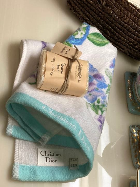 ◇激安8点セット◇サニタリー洗面用具 Diorタオル マルセイ ロタンティック