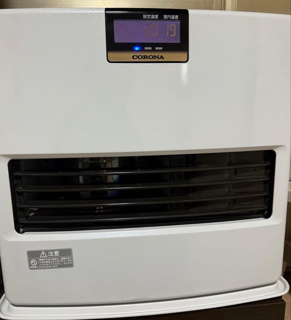 送料無料：コロナ 石油ファンヒーター FH-EX5712BY 15～20畳 コロナ 石油ファンヒーター FH-EX5712BY(W)ピュアホワイト ウエダ金物