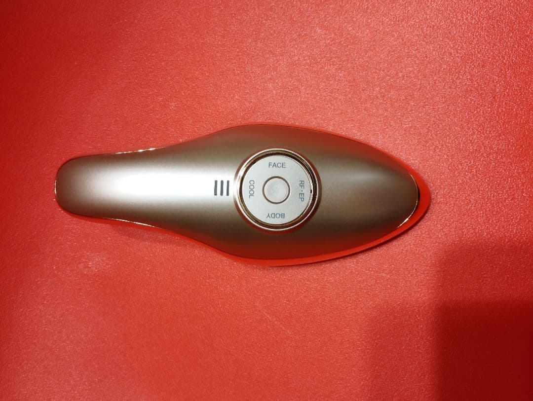 美顔器 フェイスケア 充電器付き Amazon.co.jp: 9in1 AMEIFU EMS美顔器 温冷美顔器 超音波 5つモード