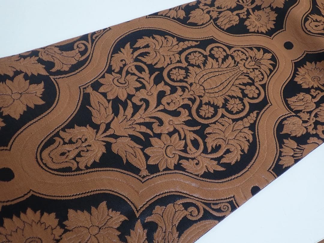 極上の逸品 誉田屋源兵衛 正絹 袋帯 31.5cm×452cm 未使用 花唐草