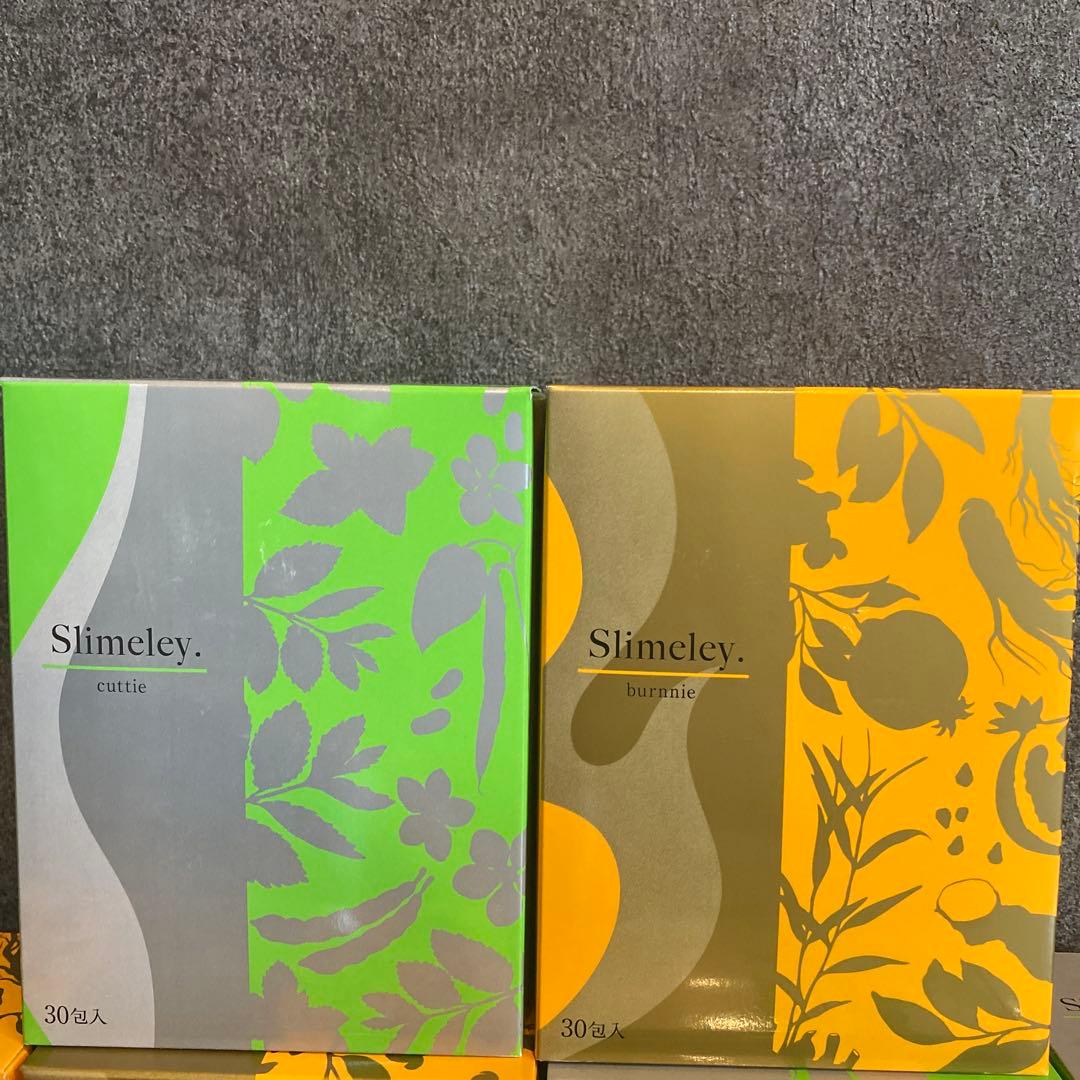 Slimely限定フレーバー cutie & burnie 各1箱（30包入り） Amazon.com: CRA-Z-Slimy Mini Mania Grocery Slime Set, 12