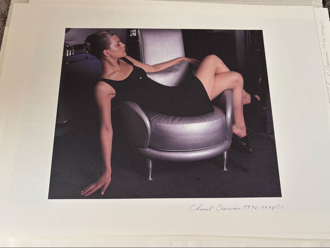 90s シャネル ヴィンテージ カタログ セット 1994–1998 - メルカリ