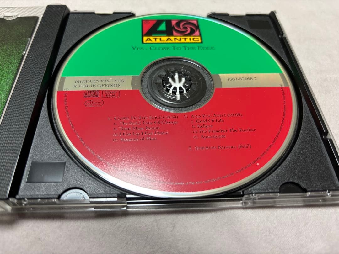 レア yes 直筆サインCD Jon Anderson Chris Squire - メルカリ