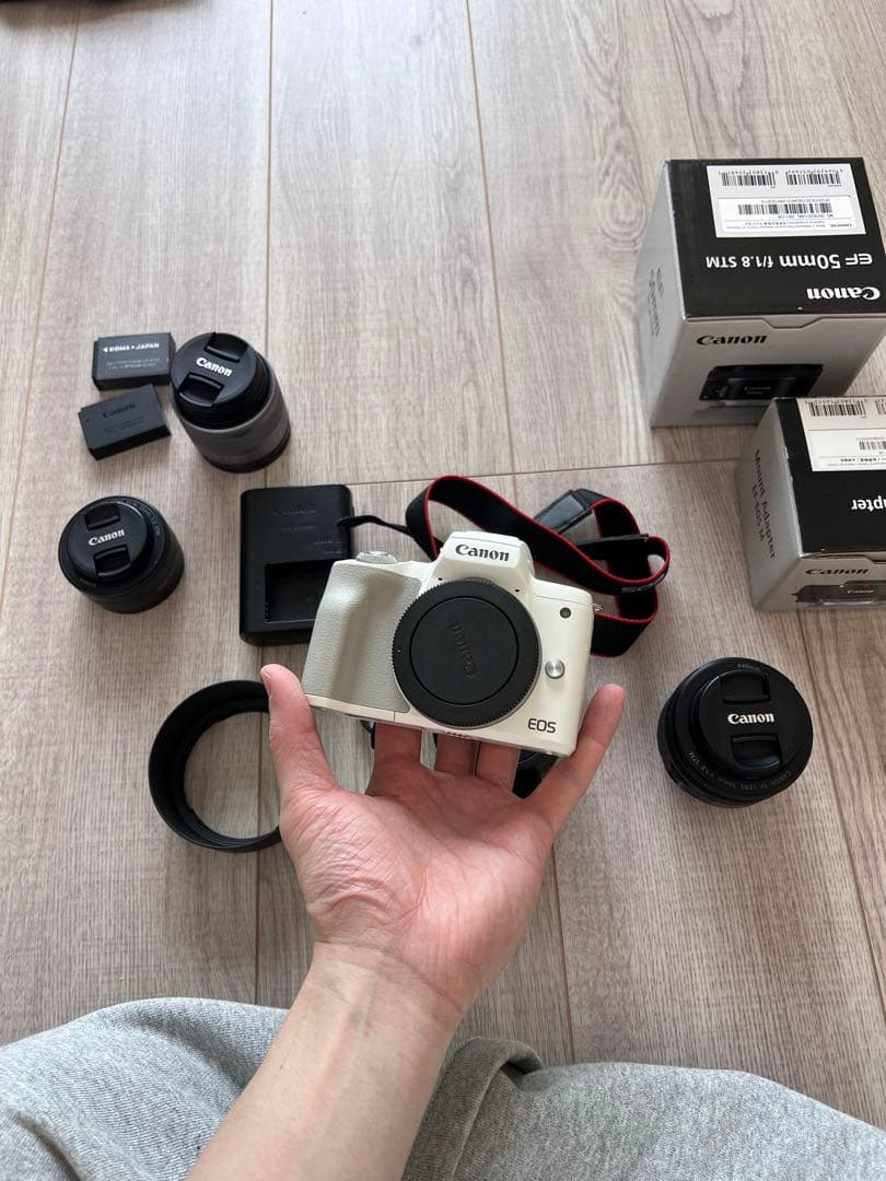 【早い者勝ち】Canon EOS kiss M2 ホワイト レンズ3つセット m8f2hdgc4tbf7gtr3x5zbrzvwpk2