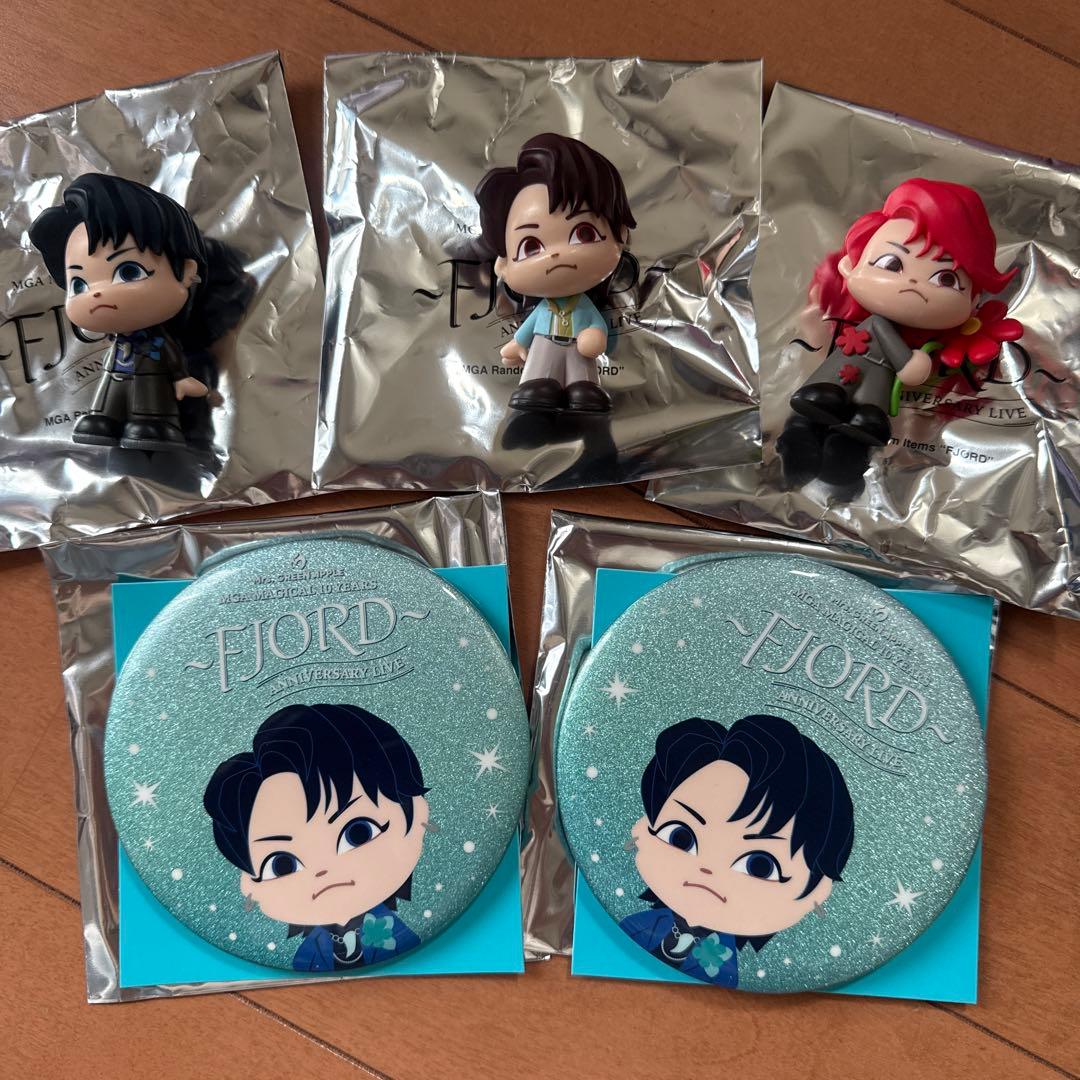 FJORD Mrs.GREENAPPLE 若井滉斗 コンプ フィギュア 缶バッチ - メルカリ