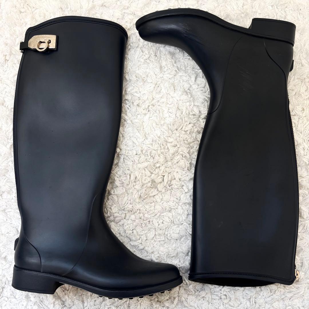 フェラガモ ガンチーニ レインブーツ ラバー ジップアップ ブラック