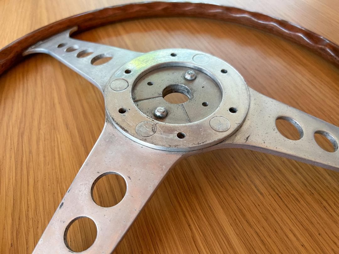 レスレストン グランプリ ウッドステアリング 390mm カラー付き 当時