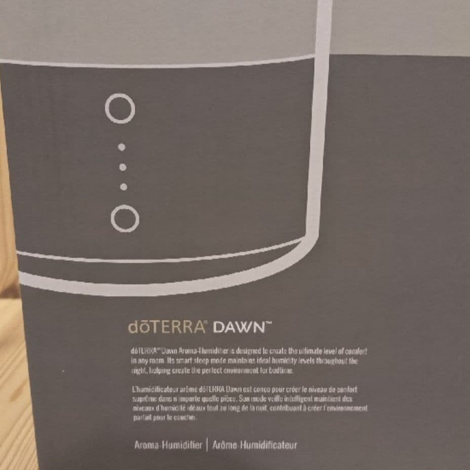 ドテラ doTERRA DAWNドーン加湿器 新品未開封 - メルカリ
