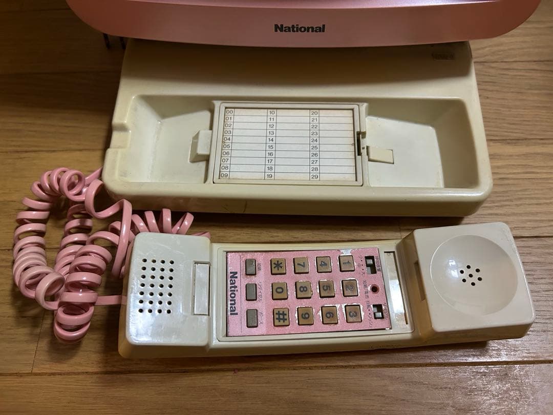 昭和レトロ ナショナル 電話付きテレビ てれ・ほん11 ピンク