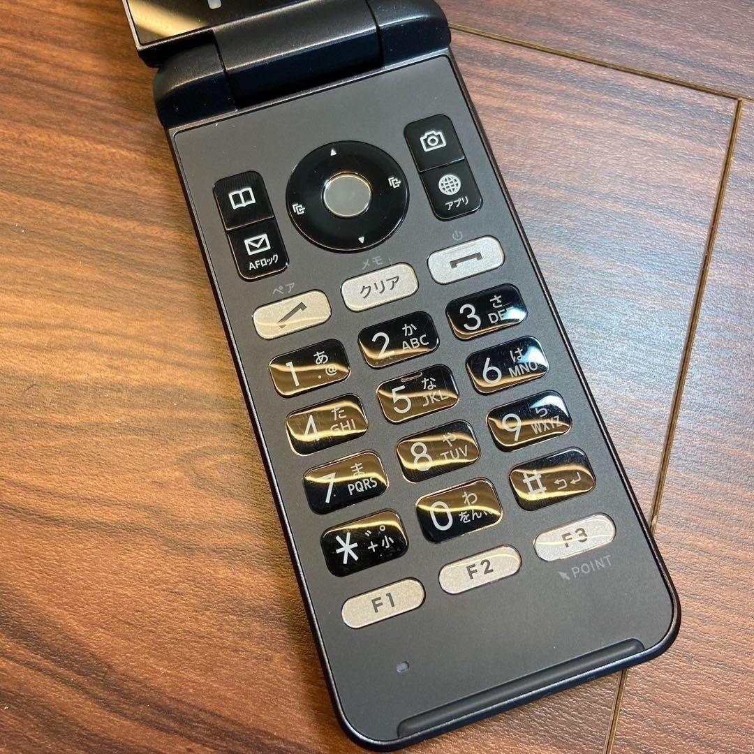 GRATINA 4G グラティーナ KYF31SKA ガラケー 2796 - メルカリ