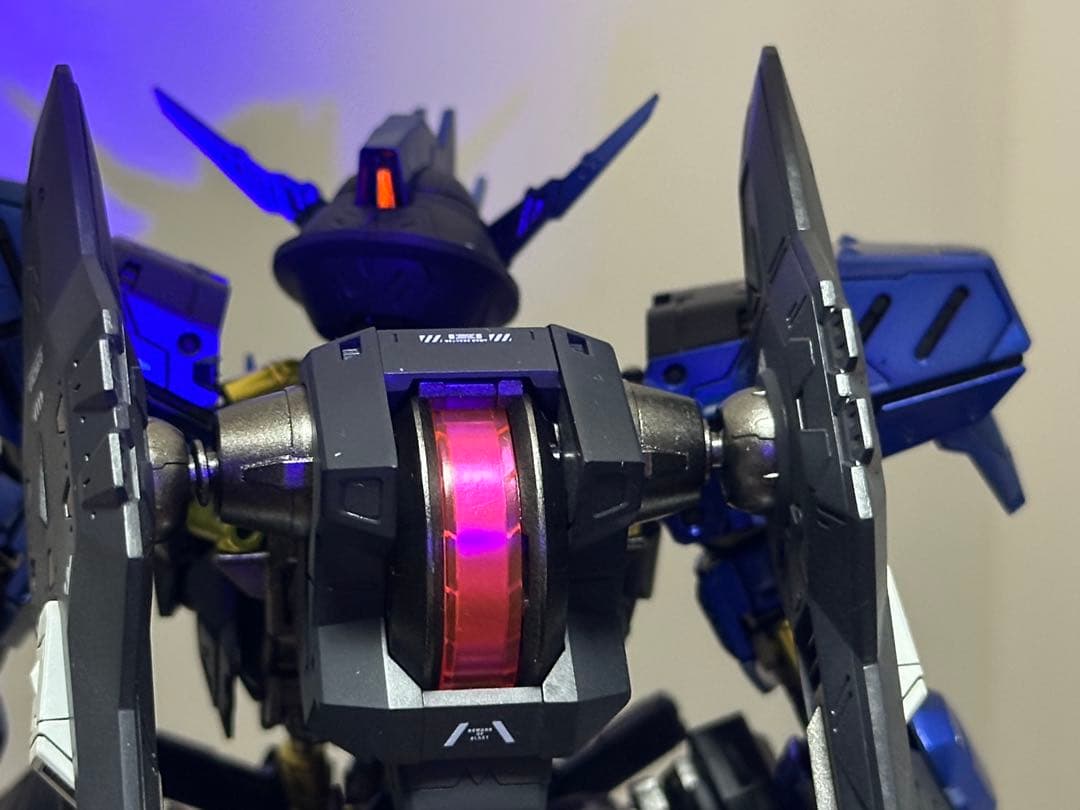 MG 1/100 ガンダムヴィダール 全塗装改修完成品 - メルカリ