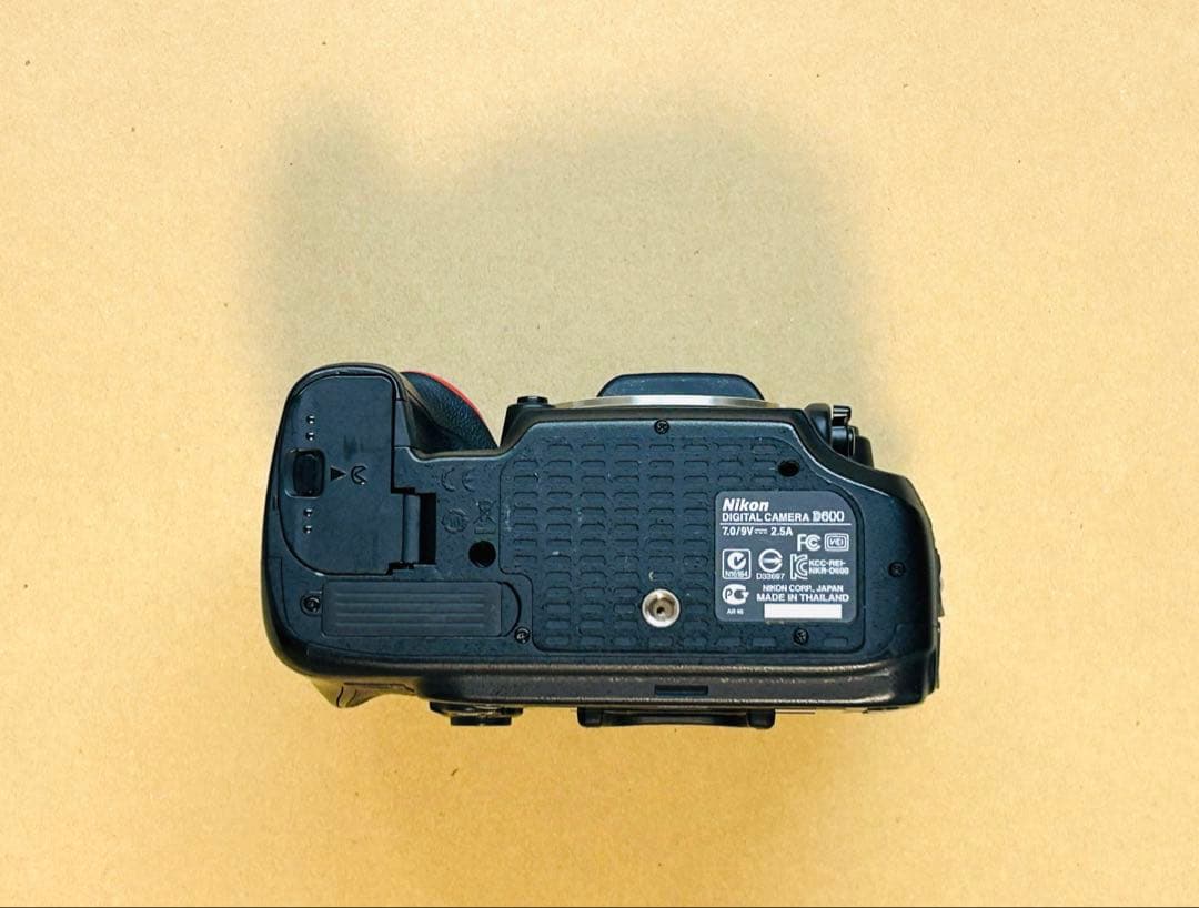 ニコン D600ボディFX動作品 ジャンク④ パワーパックセットNikon