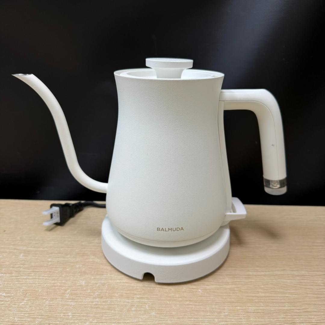 ★美品　BALMUDA　0.6L　ケトル　K07A
