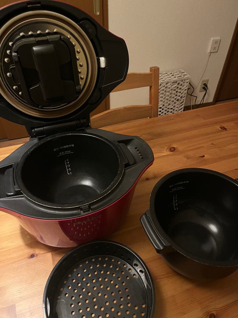 シャープ ヘルシオ ホットクック KN-HW24F-R 2020年 内釜2つ付 KN-HW24F | ヘルシオ ホットクック：シャープ