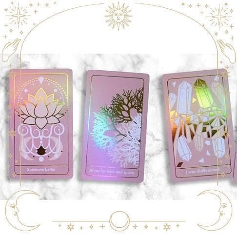 正規品オラクルカード】金箔押しが美しくエレガント✨愛と人間関係に特
