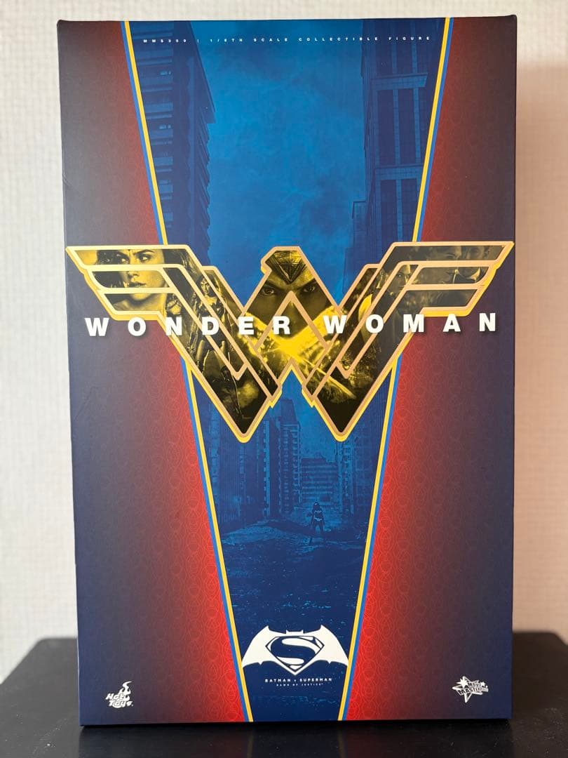 ホットトイズ ワンダーウーマン 1/6 （バットマン vs スーパーマン版）