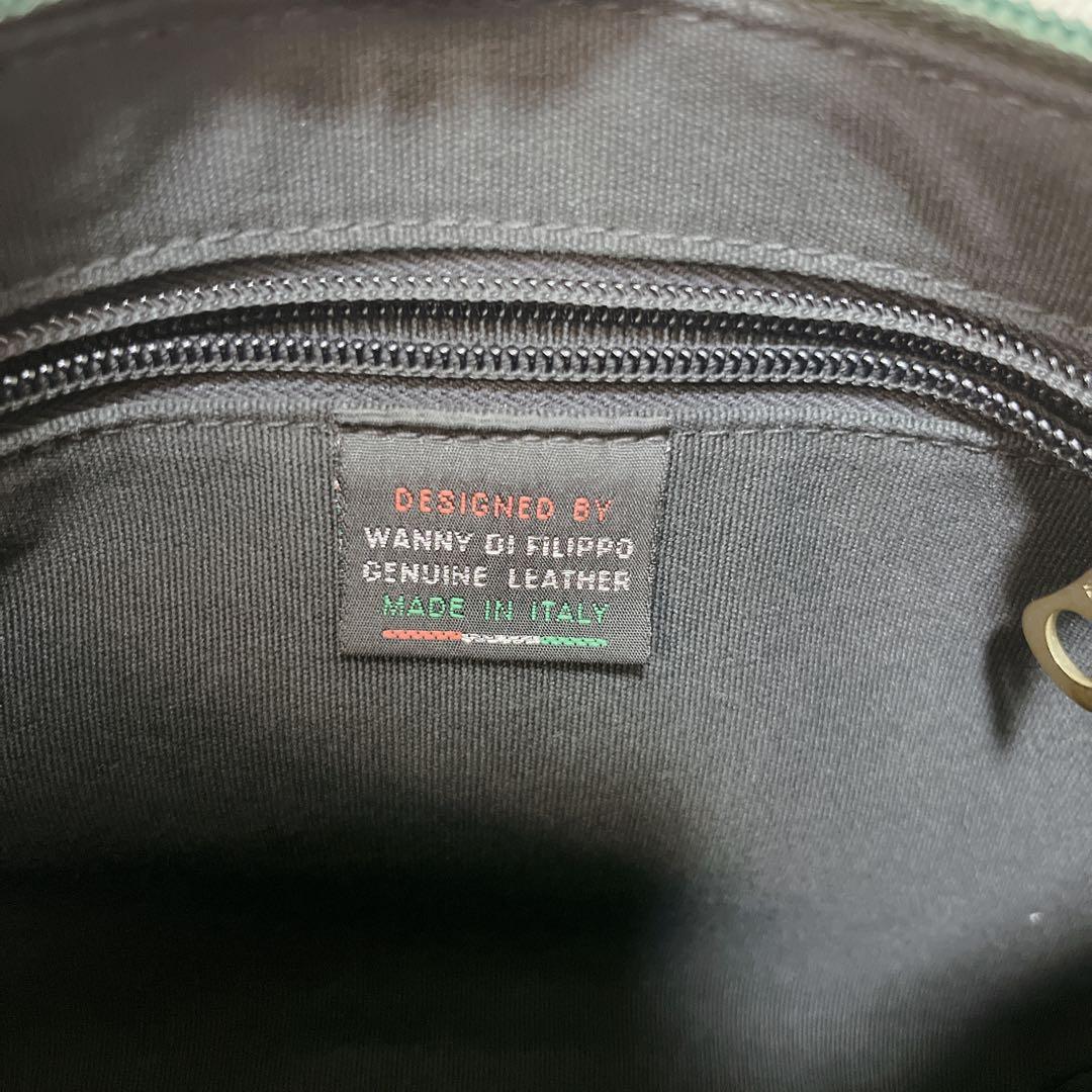 希少色】イルビゾンテ ハーフムーン エンボスロゴ ショルダーバッグ 緑