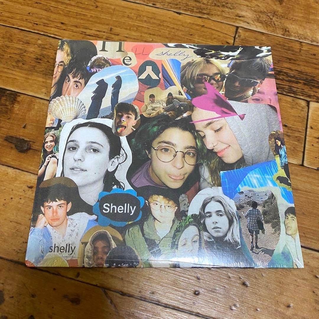 限定品】Clairo バンド Shelly （7inch）レコード 新品 - メルカリ