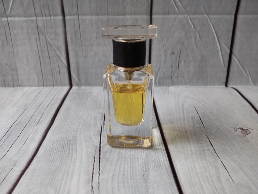 マークジェイコブス パルファン 7.5mlの2/3 マーク ジェイコブス / マーク ジェイコブス パーフェクト