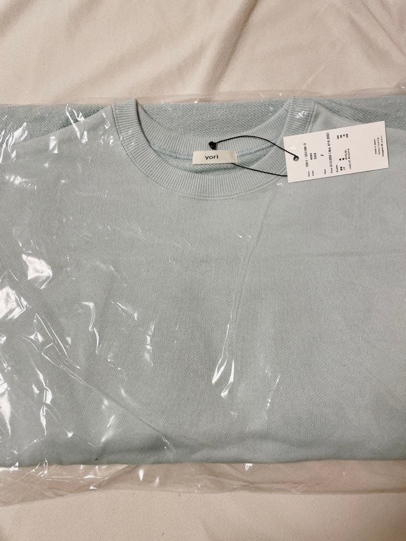 新品タグ付き◇yori ベーシック裏毛ヘムラウンドTee - メルカリ