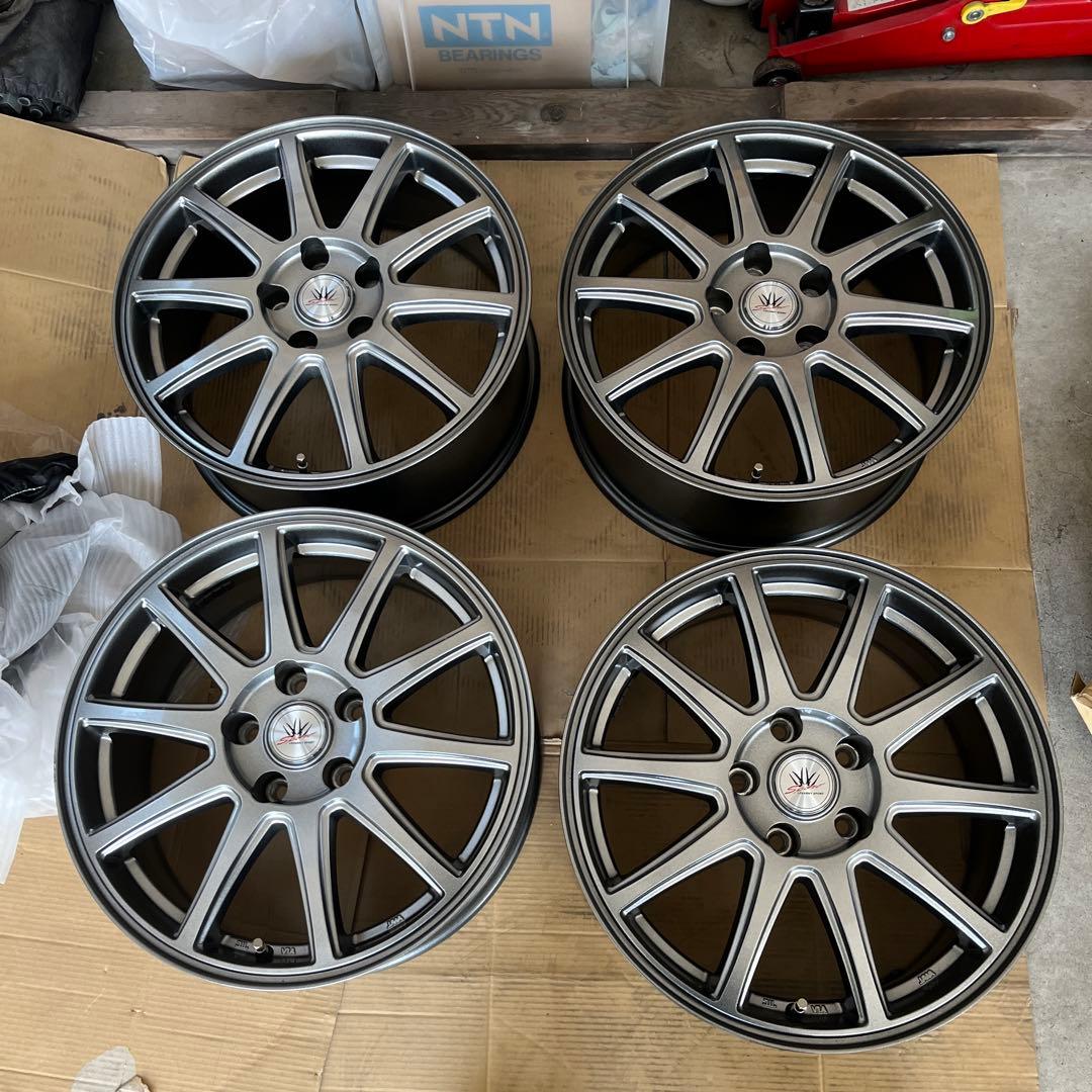 17インチ ガンメタリック 10スポークホイール　ロクサーニ　スポーツ スポーツ系ホイール『ロクサーニスポーツ DR-10』がデビュー！端正な10