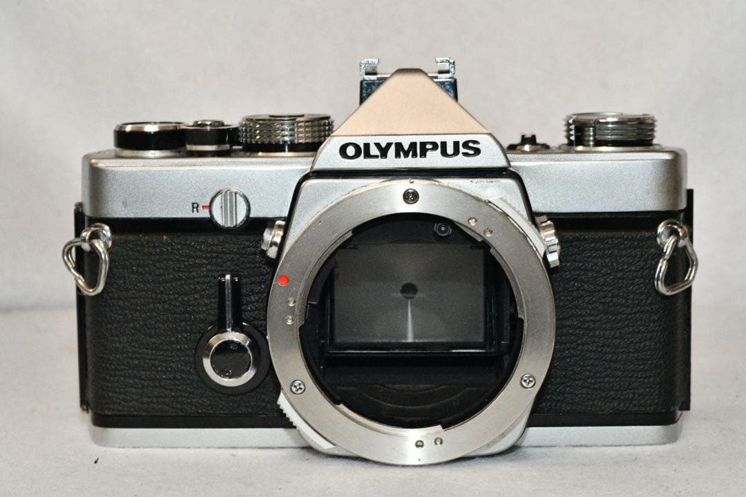 《動作品》OLYMPUS OM-1 +レンズ2本組　a431