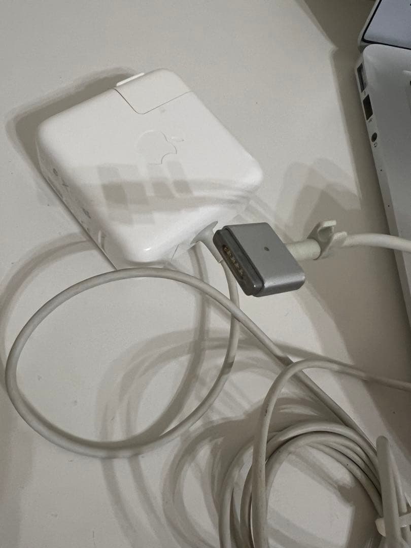 充電器付動作品】MacBook Air 2013 13インチ 本体＋カバー