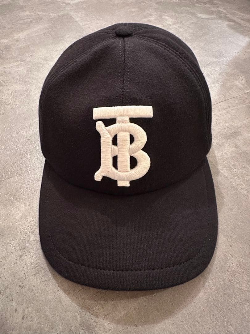 BURBERRY TBロゴ キャップ Lサイズ ☆人気☆【BURBERRY】☆バーバリー TBロゴCAP ユニセック.ス