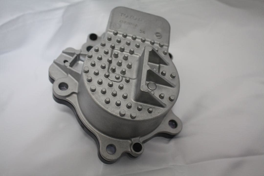 新品未使用 TOYOTA 純正品ウォーター ポンプ 161A0-29015 - メルカリ