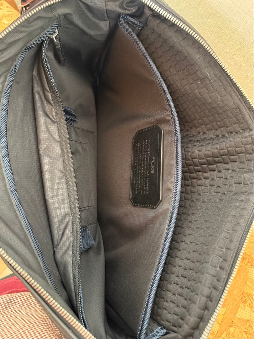 値下げ中】トゥミ ビジネスバッグJARVIS ネイビー682416NVYD2E - メルカリ