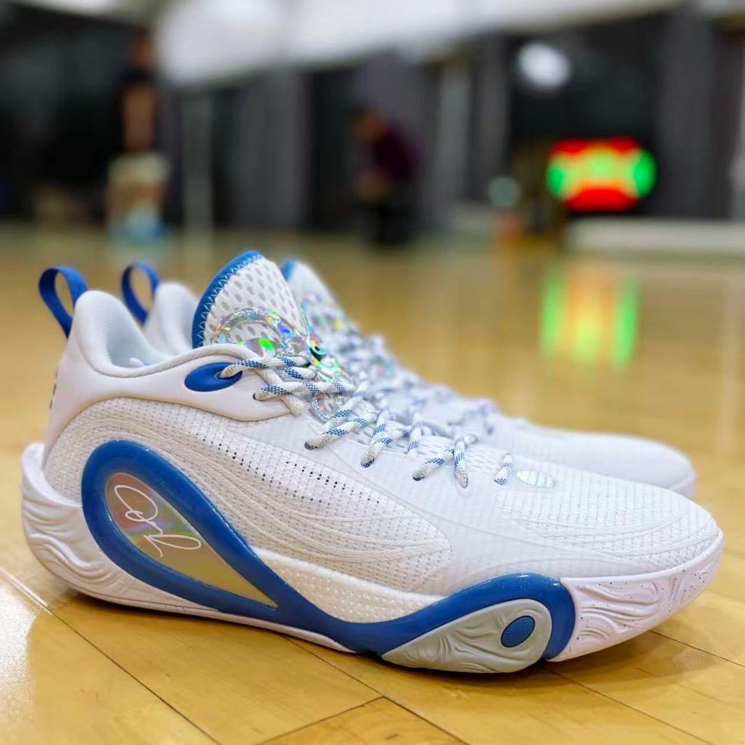 LI−NING Wade Dlo 1